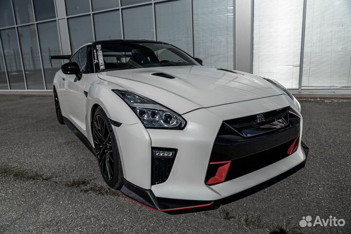 Накладки переднего бампера Nissan GT-R R35