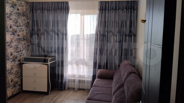 2-к. квартира, 48 м², 1/3 эт.