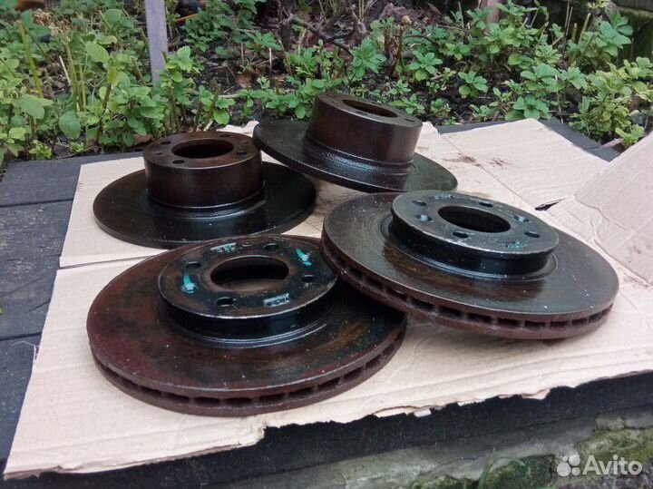 Тормозные диски на Hyundai Solaris и Жигули