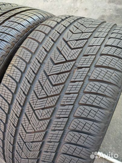 Pirelli Scorpion Winter 305/35 R21 109V