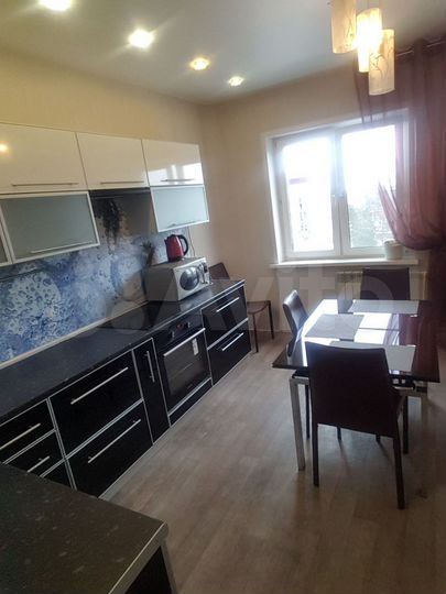 2-к. квартира, 54 м², 5/5 эт.
