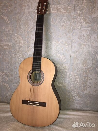 Гитара Yamaha c40m