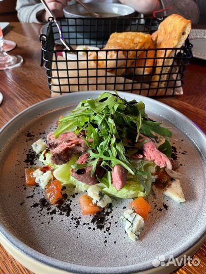 Повар на блины