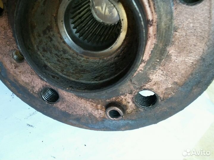 Передняя ступица Mercedes GL 350 (оригинал)