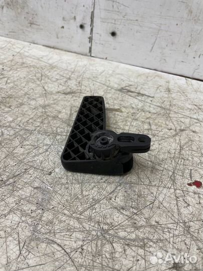 Ручка открывания капота Volkswagen Polo 5 Седан