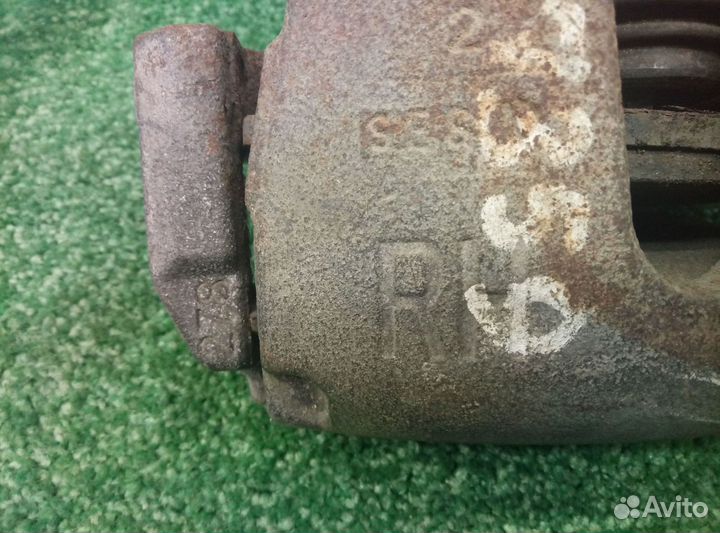 Суппорт передний правый для Ford Focus II (2005—20