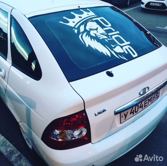 Наклейки на авто под заказ