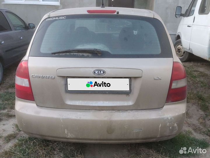 Kia Cerato 1.6 МТ, 2006, битый, 440 000 км