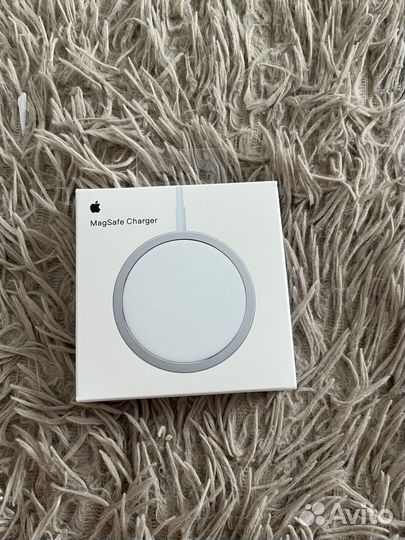 Беспроводная зарядка для iPhone