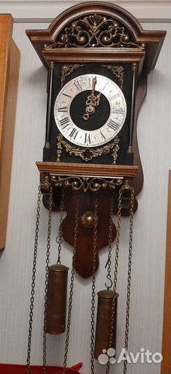 Часы настенные Европа