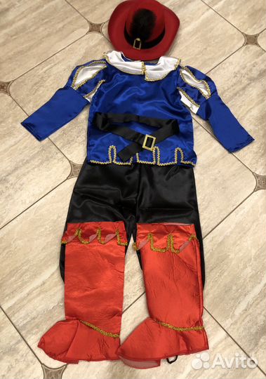 Костюм карнавальный