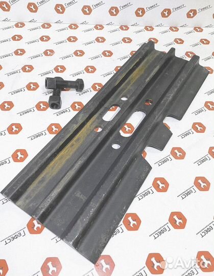 Башмак экскаватора Hitachi VOE14532343