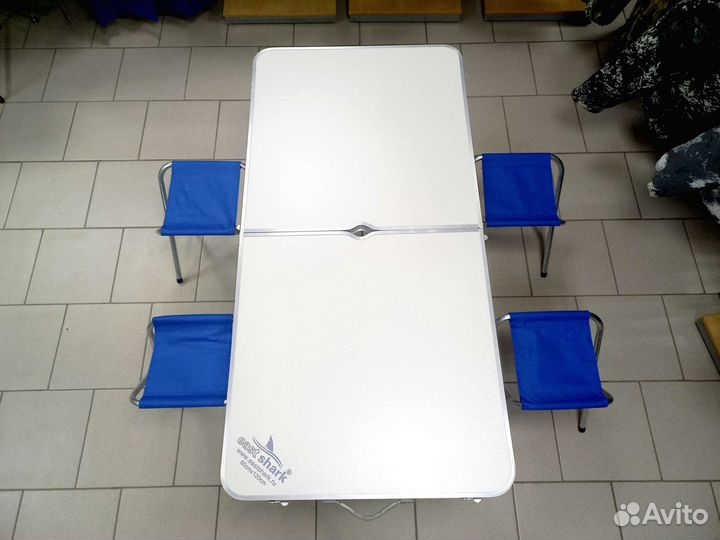Стол алюминиевый и 4 стула