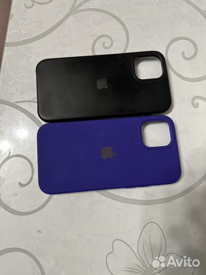 Чехлы на iPhone 12 про