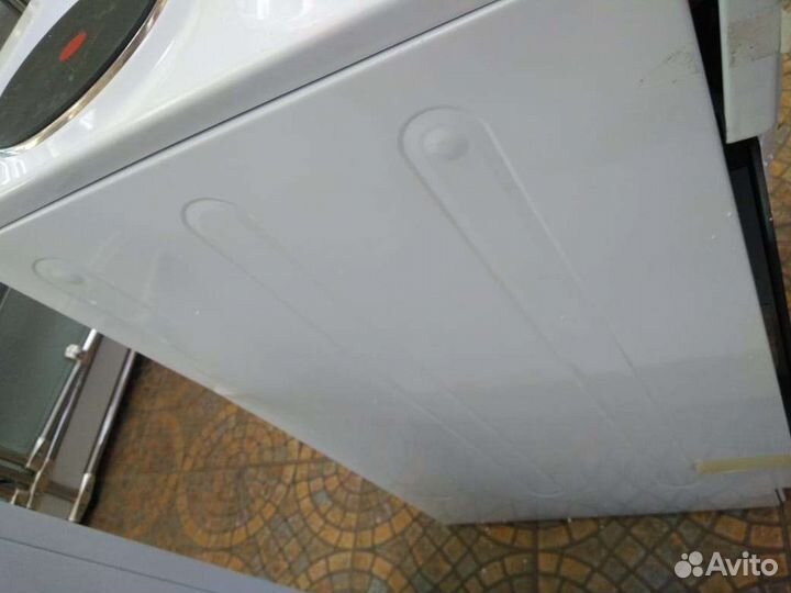 Плита Indesit IS5M5CCW/RU