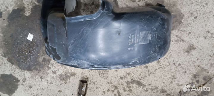 Подкрылок локер задний правый volkswagen polo 5