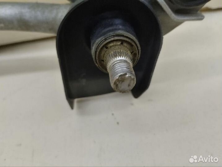 Трапеция стеклоочистителей Toyota Camry