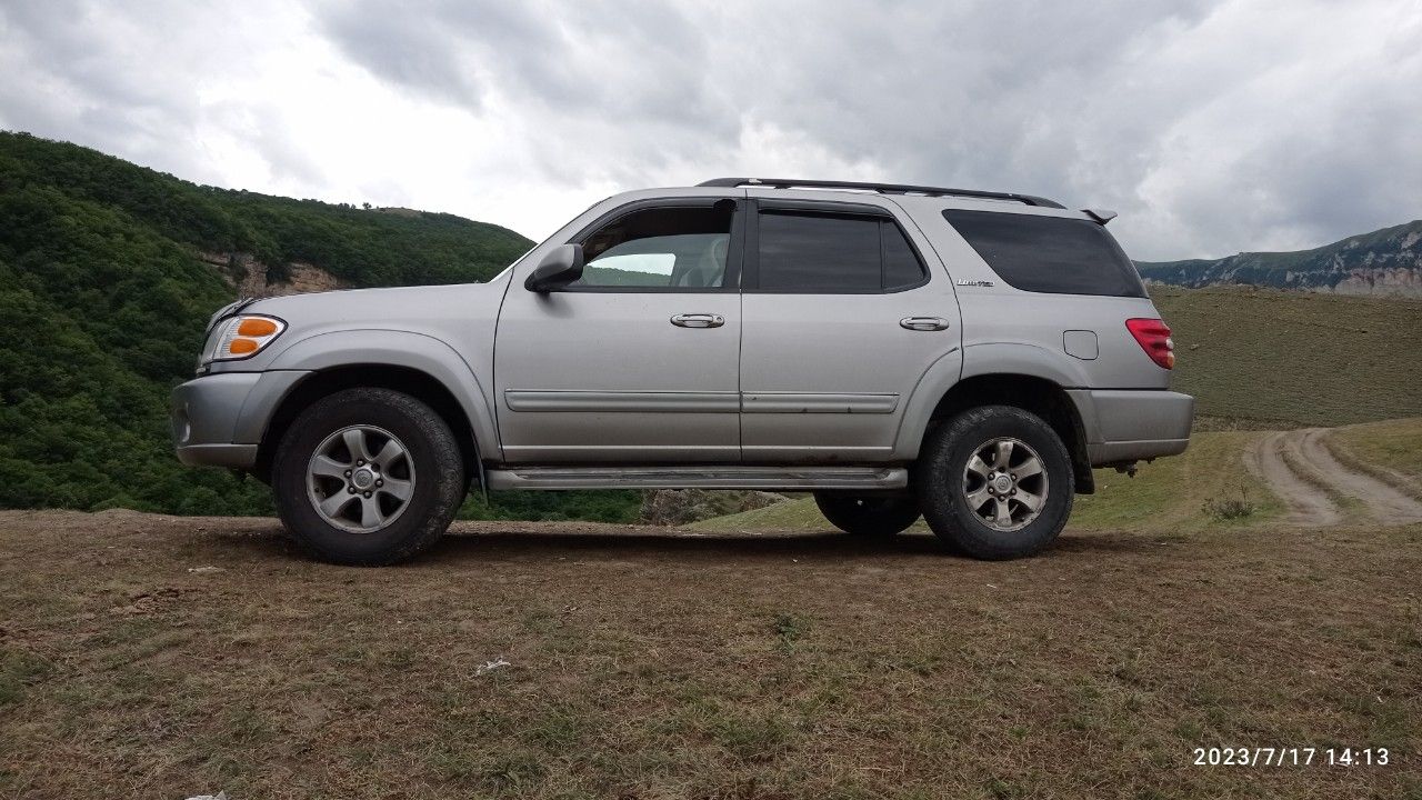 Toyota Sequoia: фото из отзыва