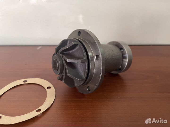 Помпа Mercedes OM616 OM617 M110 M115