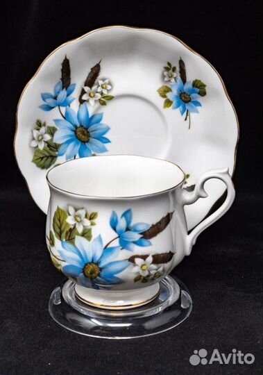Чайная пара Роял Альберт, синие цветы, винтаж