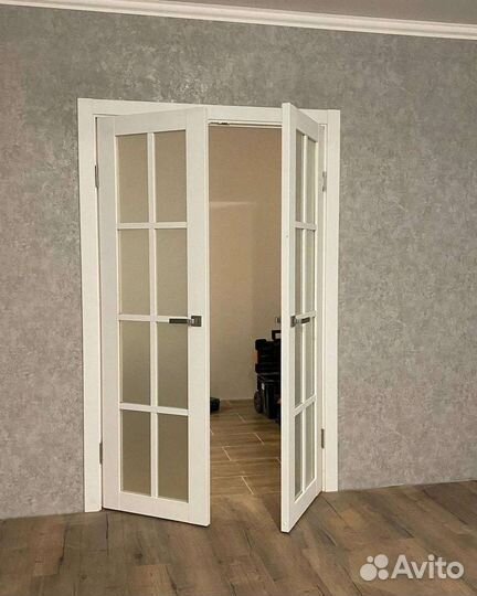 Белые двери для дома