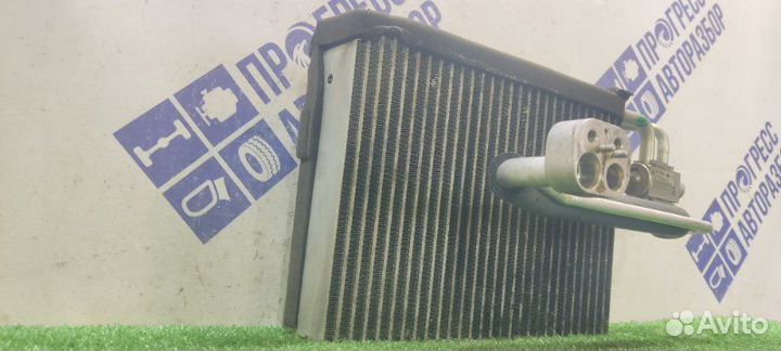 Радиатор кондиционера Bmw 750I седан 4.8 N62B48B