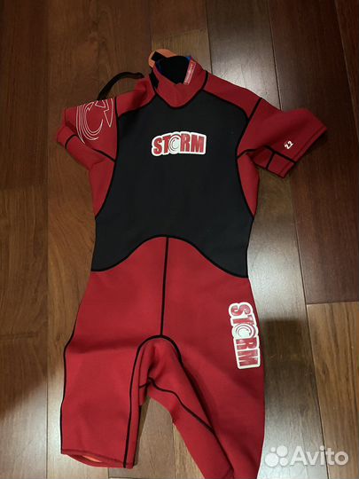 Гидрокостюм размер 54