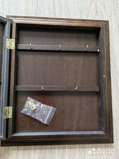 Ключница настенная