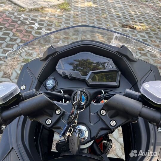 Электромотоцикл Ducati Panigale акб 120 а/ч