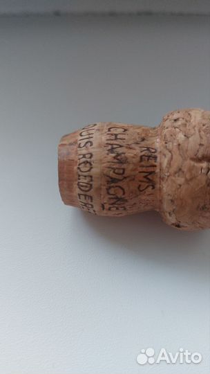 Louis Roederer коробка и бутылка