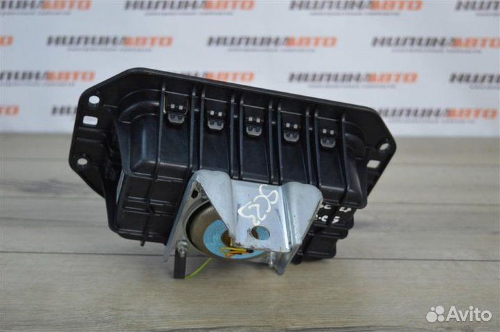 Подушка безопасности в торпедо Citroen C5 X7 1.6