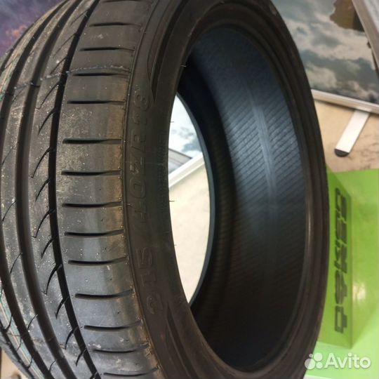 Tracmax X-Privilo TX3 245/40 R18 97Y