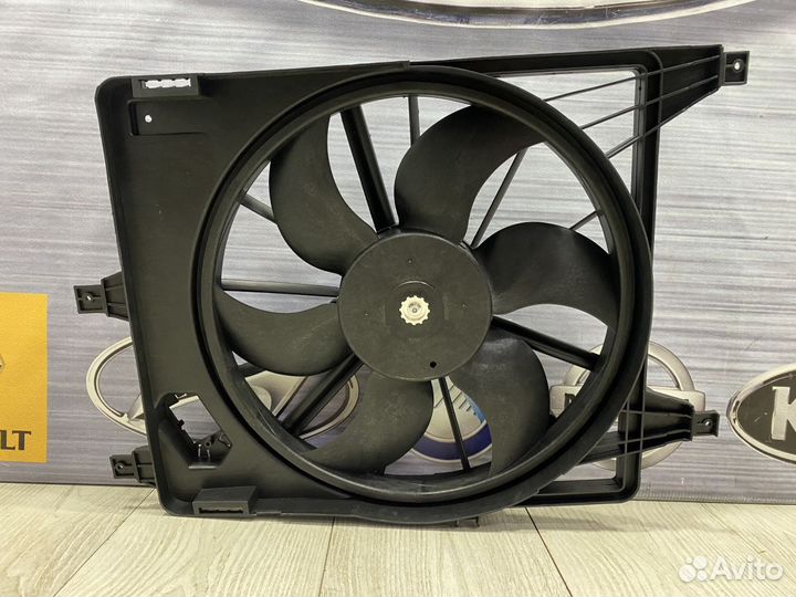 Вентилятор радиатора охлаждения двигателя диффузор