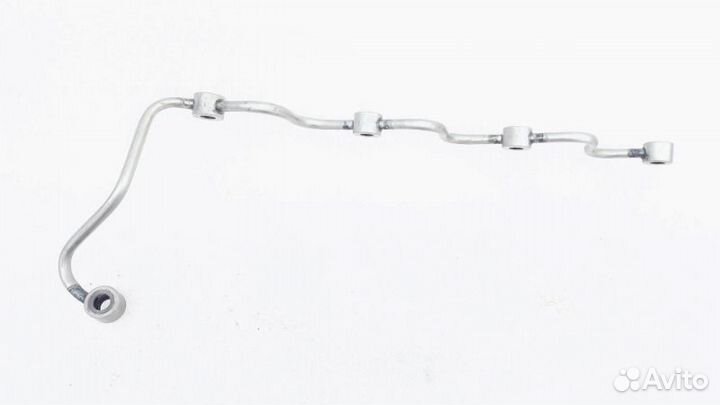 Трубка топливная левая Toyota Land Cruiser 200