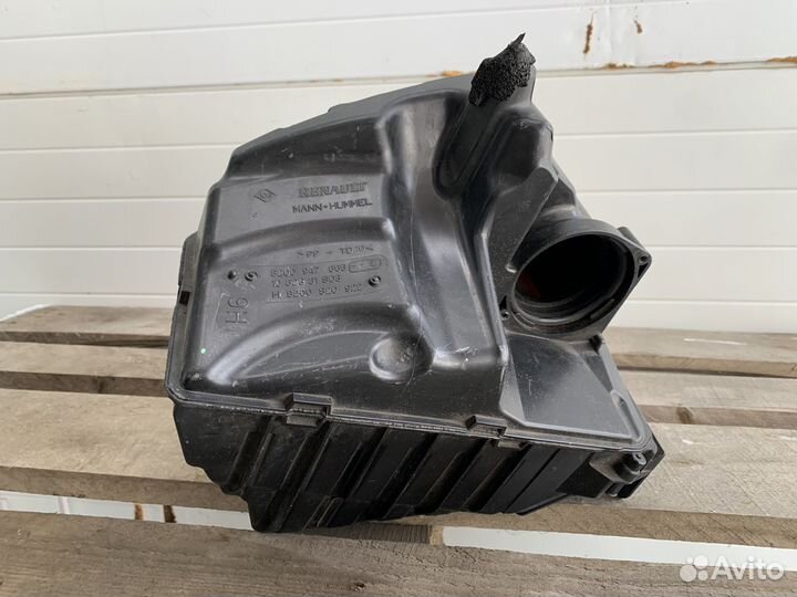 Корпус воздушного фильтра Рено Меган 3 хэтчбек