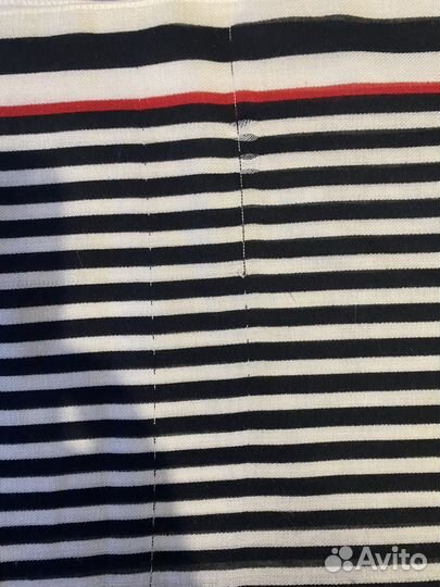 Шарфы и палантины guess