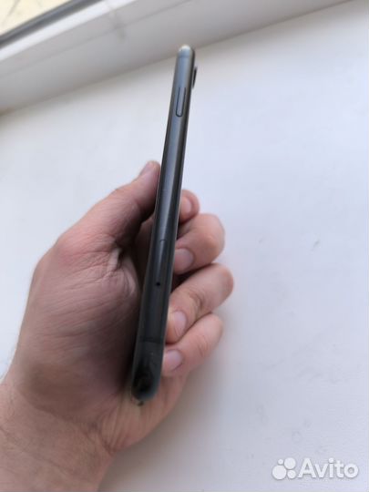 iPhone Xr, 128 ГБ