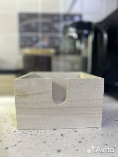 Салфетница деревянная