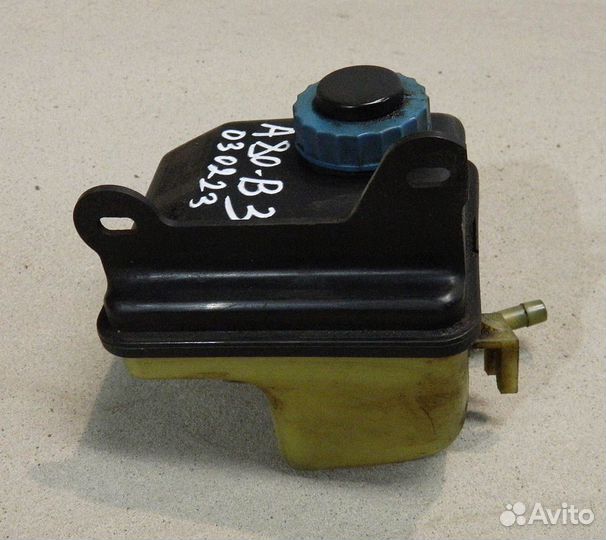 Бачок гур Audi 80 B3