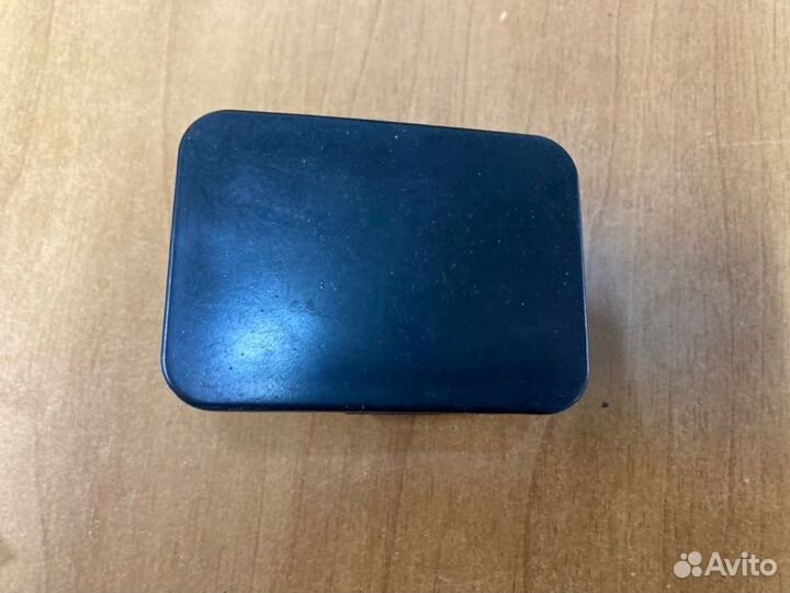 Заглушка бампера квадратная (под фарой) передняя