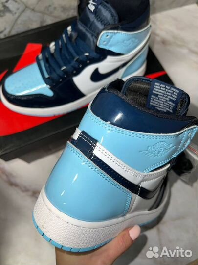 Nike Air Jordan 1 Retro Hight Blue