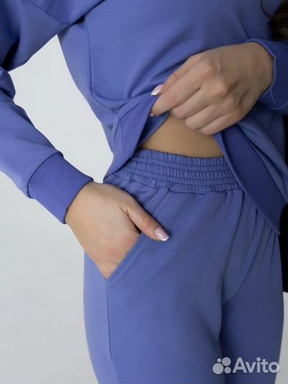 Спортивный костюм женский