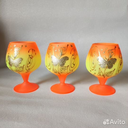 Набор бокалов неоновый яркий