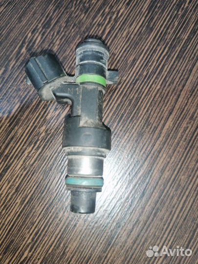 Топливная форсунка Nissan Teana J32 VQ25DE