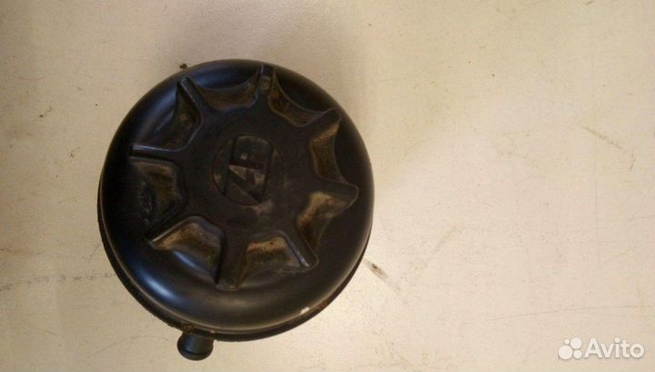 Бачок гидроусилителя Chevrolet Niva