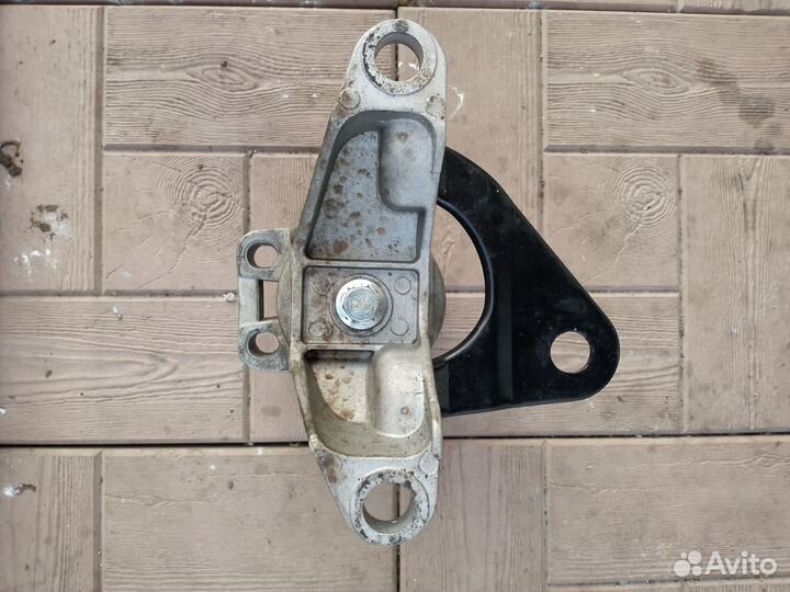 Подушка двигателя правая форд мондео lV