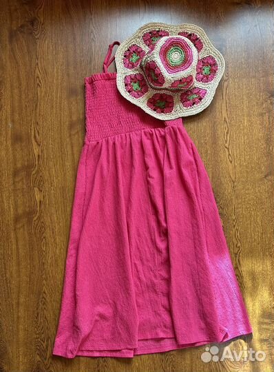 Сарафан и шляпа фуксия