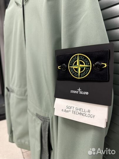 Легкая куртка ветровка Stone Island Soft Shell