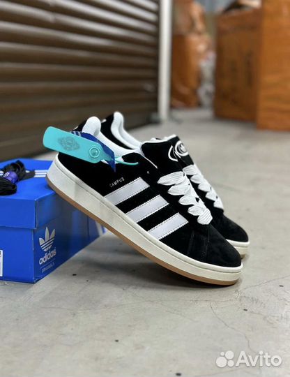 Кроссовки оптом