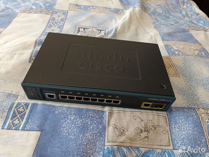 Коммутатор cisco ws-c2960G-8TC-L